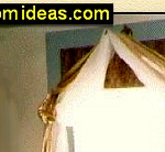 gold curtains   egyptian bedroom decorating ideas